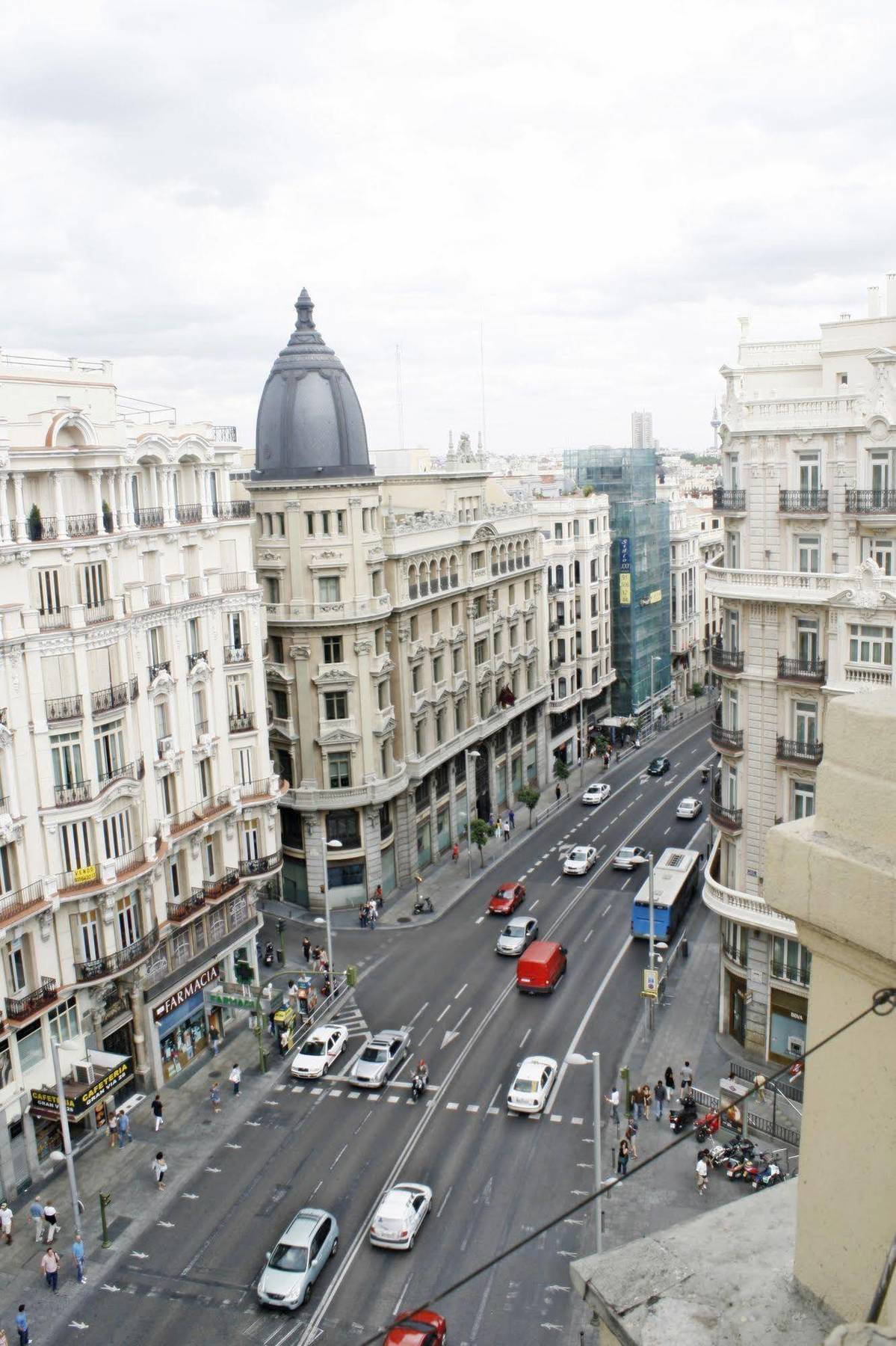 Hostal Go Inn Madrid Exterior photo